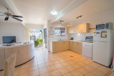 Airlie Apartments - Accommodation Batemans Bay 12