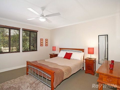Beach House On Jones Parade, Central Coolum Beach - Accommodation Batemans Bay 9