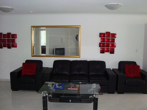 Grosvenor Beachfront Apartments Surfers Paradise - Accommodation Batemans Bay 27