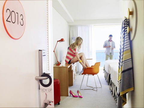 QT Gold Coast - Accommodation Batemans Bay 38