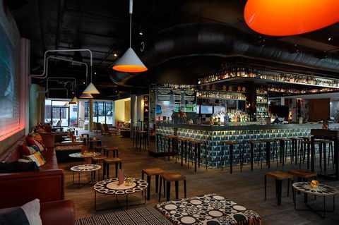 QT Gold Coast - Accommodation Batemans Bay 22