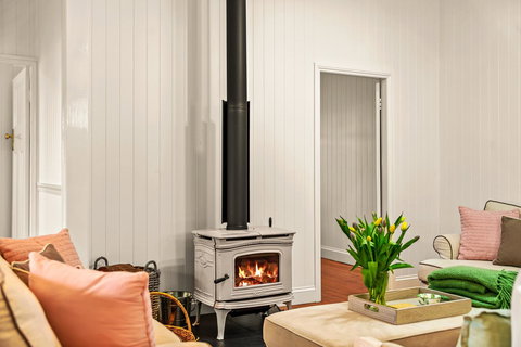 Frangipani House - Accommodation Batemans Bay 9