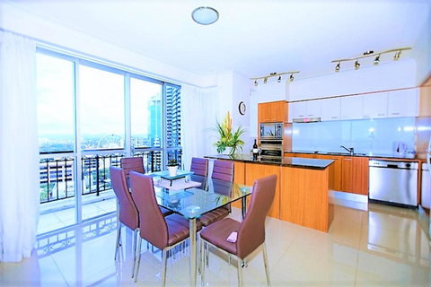 The Towers Of Chevron Renaissance - Holidays Gold Coast - Accommodation Batemans Bay 29