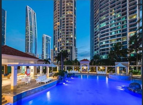 The Towers Of Chevron Renaissance - Holidays Gold Coast - Accommodation Batemans Bay 5