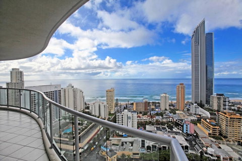 The Towers Of Chevron Renaissance - Holidays Gold Coast - Accommodation Batemans Bay 36