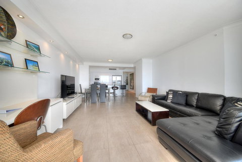 The Towers Of Chevron Renaissance - Holidays Gold Coast - Accommodation Batemans Bay 21