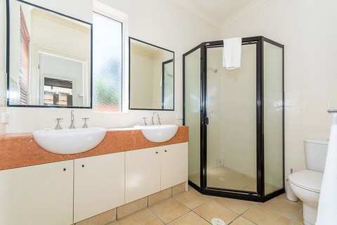 Hepburn Holiday Haven - Accommodation Batemans Bay 16