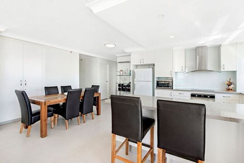 ULTIQA Beach Haven On Broadbeach - Accommodation Batemans Bay 14