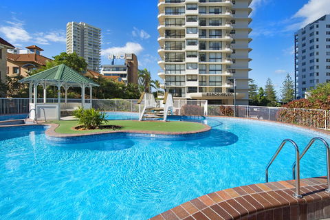 ULTIQA Beach Haven On Broadbeach - Accommodation Batemans Bay 0