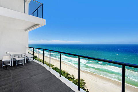 ULTIQA Air On Broadbeach - Accommodation Batemans Bay 0