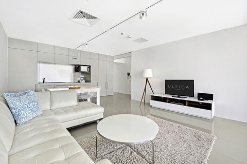 ULTIQA Air On Broadbeach - Accommodation Batemans Bay 24