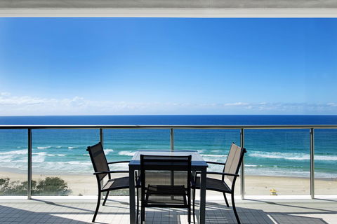 ULTIQA Air On Broadbeach - Accommodation Batemans Bay 11