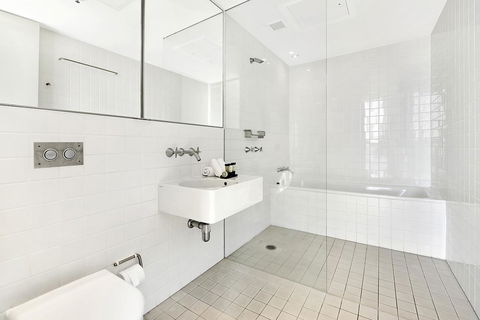 ULTIQA Air On Broadbeach - Accommodation Batemans Bay 18