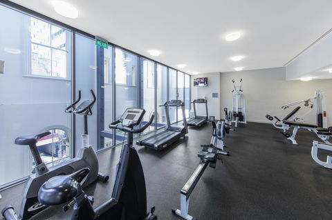 Oaks Brisbane On Charlotte Suites - Accommodation Batemans Bay 5
