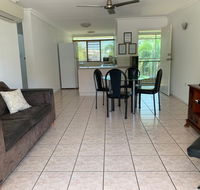 Townsville Holiday Apartments - Accommodation Batemans Bay