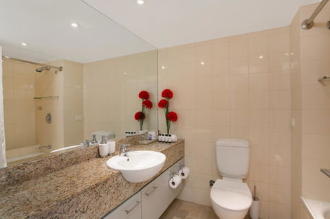 Palm Cove Beach Apartment - Accommodation Batemans Bay 17