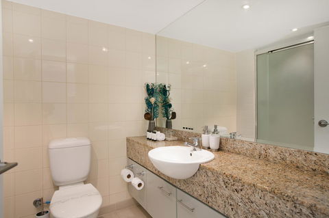 Palm Cove Beach Apartment - Accommodation Batemans Bay 12