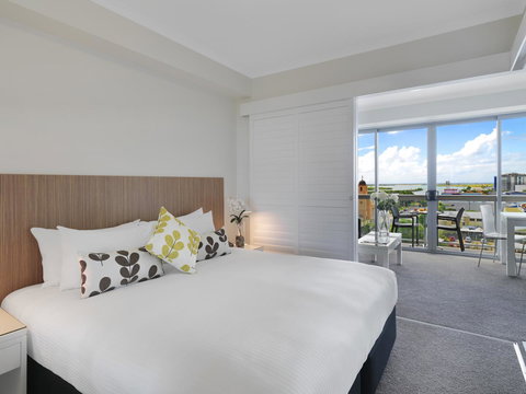 Oaks Mackay Rivermarque Hotel - Accommodation Batemans Bay 2