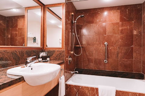 Pullman Cairns International - Accommodation Batemans Bay 17