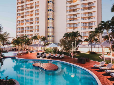 Pullman Cairns International - Accommodation Batemans Bay 1