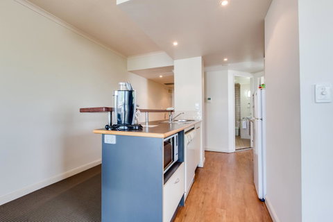 Central Cosmo Apartment Hotel - Accommodation Batemans Bay 10