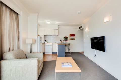 Central Cosmo Apartment Hotel - Accommodation Batemans Bay 30