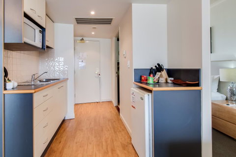 Central Cosmo Apartment Hotel - Accommodation Batemans Bay 26