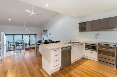 Shorelines Apartments On Hamilton Island By HIHA - Accommodation Batemans Bay 10
