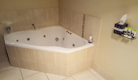 Atricom - Accommodation Batemans Bay 7