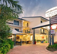 Cairns Queenslander Hotel  Apartments - Accommodation Batemans Bay
