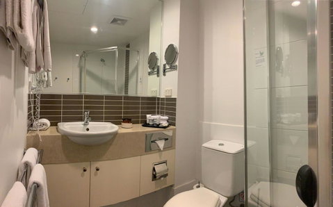 Airport Ascot Motel - Accommodation Batemans Bay 2