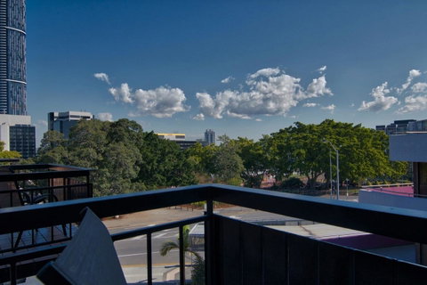 Soho Brisbane - Accommodation Batemans Bay 9