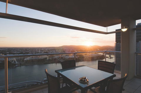 Oaks Brisbane Casino Tower Suites - Accommodation Batemans Bay 0
