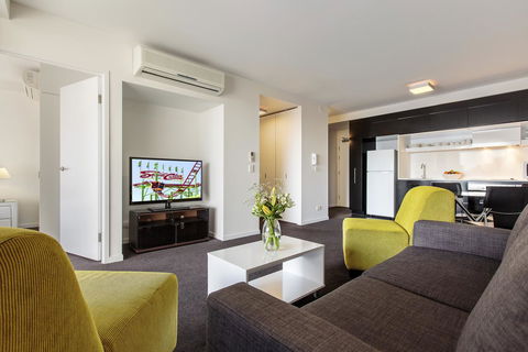 Code Apartments - Accommodation Batemans Bay 5