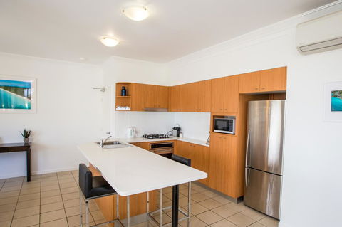 Oasis Apartments On Hamilton Island By HIHA - Accommodation Batemans Bay 4