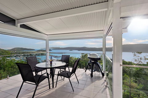 Oasis Apartments On Hamilton Island By HIHA - Accommodation Batemans Bay 31