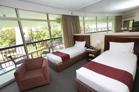 Madison Tower Mill Hotel - Accommodation Batemans Bay 7