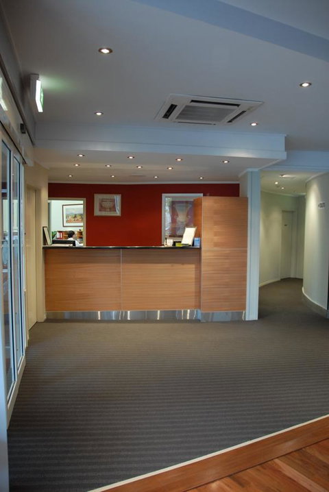 Madison Tower Mill Hotel - Accommodation Batemans Bay 3
