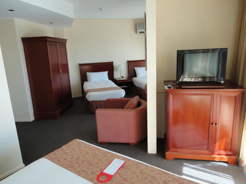 Madison Tower Mill Hotel - Accommodation Batemans Bay 20