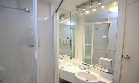 Madison Tower Mill Hotel - Accommodation Batemans Bay 10
