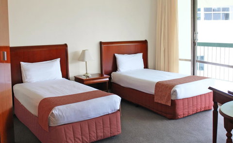 Madison Tower Mill Hotel - Accommodation Batemans Bay 5