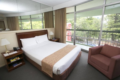 Madison Tower Mill Hotel - Accommodation Batemans Bay 6