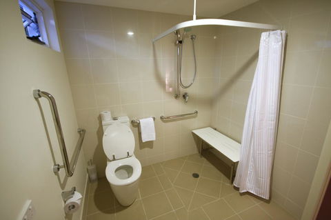 Domain Serviced Apartments - Accommodation Batemans Bay 15