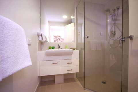 Domain Serviced Apartments - Accommodation Batemans Bay 6