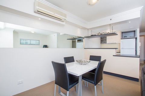 Republic Apartments Brisbane City - Accommodation Batemans Bay 19