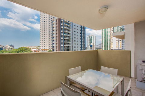 Republic Apartments Brisbane City - Accommodation Batemans Bay 28