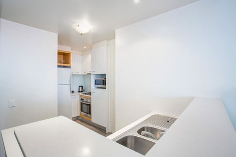 Republic Apartments Brisbane City - Accommodation Batemans Bay 14