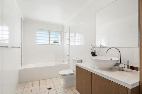 Nautilus On The Hill - Airlie Beach - Accommodation Batemans Bay 24