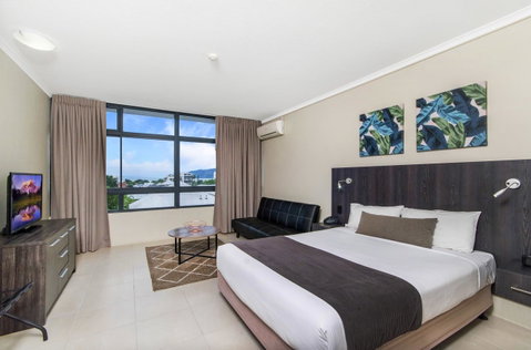 Sunshine Tower Hotel - Accommodation Batemans Bay 5