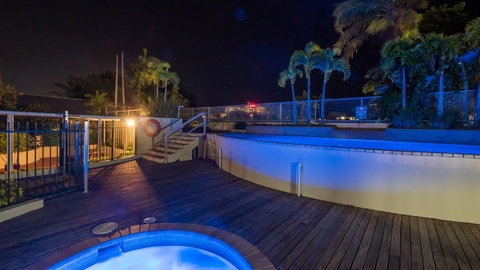 Sunshine Tower Hotel - Accommodation Batemans Bay 12